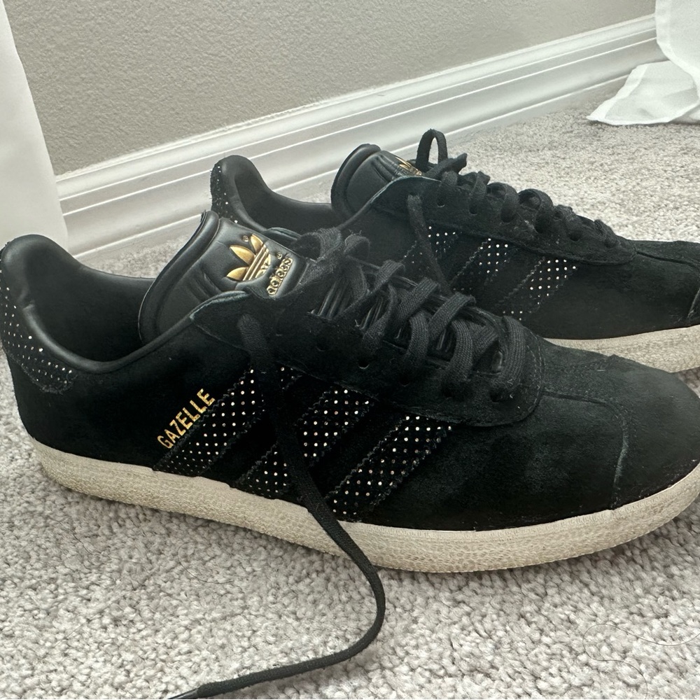 Adidas Gazelle black with Gold